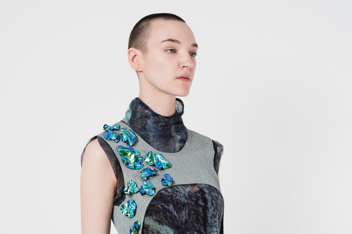 ONT≠KOP Crystal Poncho