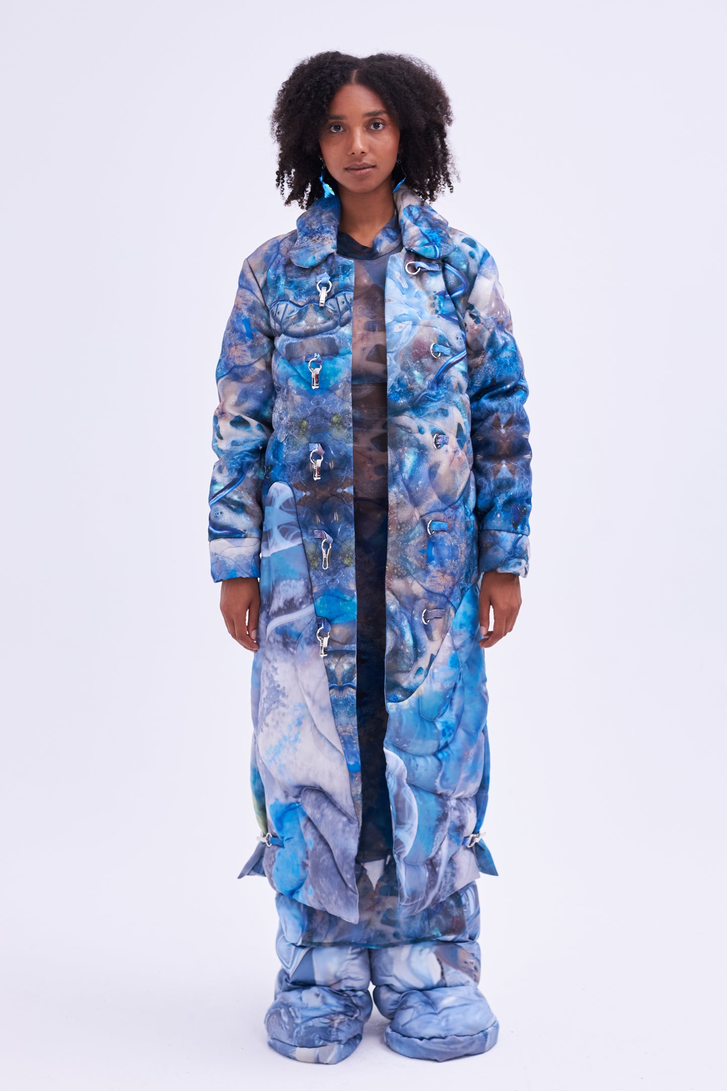 FEED ME ≠ NOT Wavy-Puff Coat